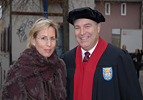 Frau Prof. Sabina DeGeest und Prof. Daniel Oertli am Dies academicus 2007