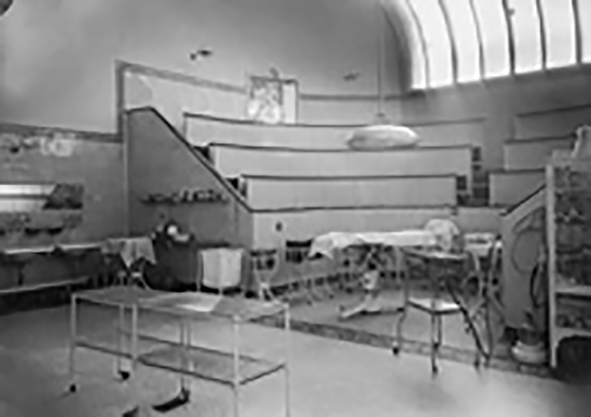 Chirurgische Klinik des Bürgerspitals, Operationssaal, um 1920/30, StaBS, Bild 32, 188